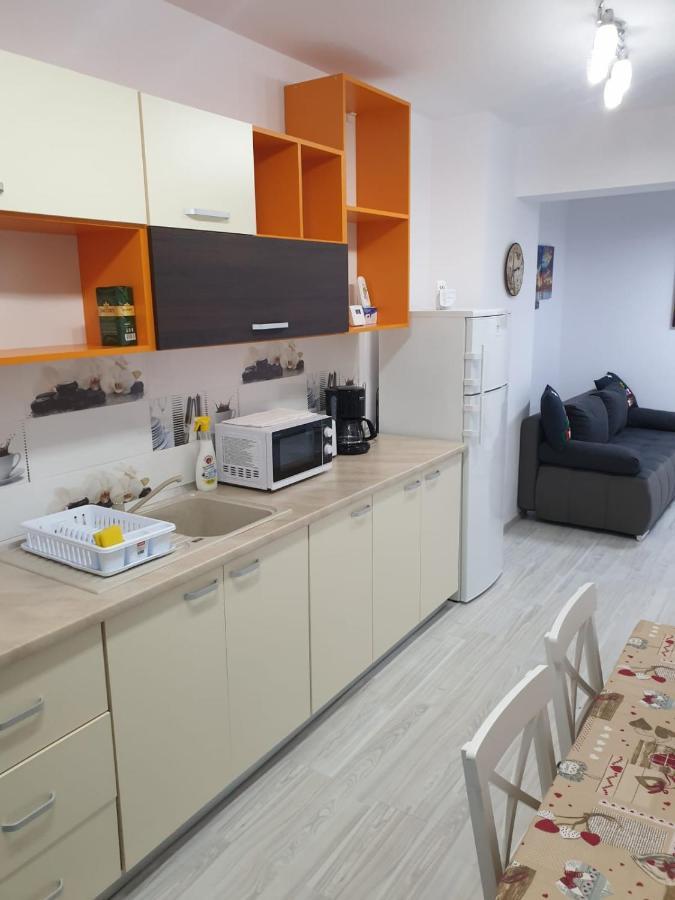 Topaz Central Apartment باكاو المظهر الخارجي الصورة
