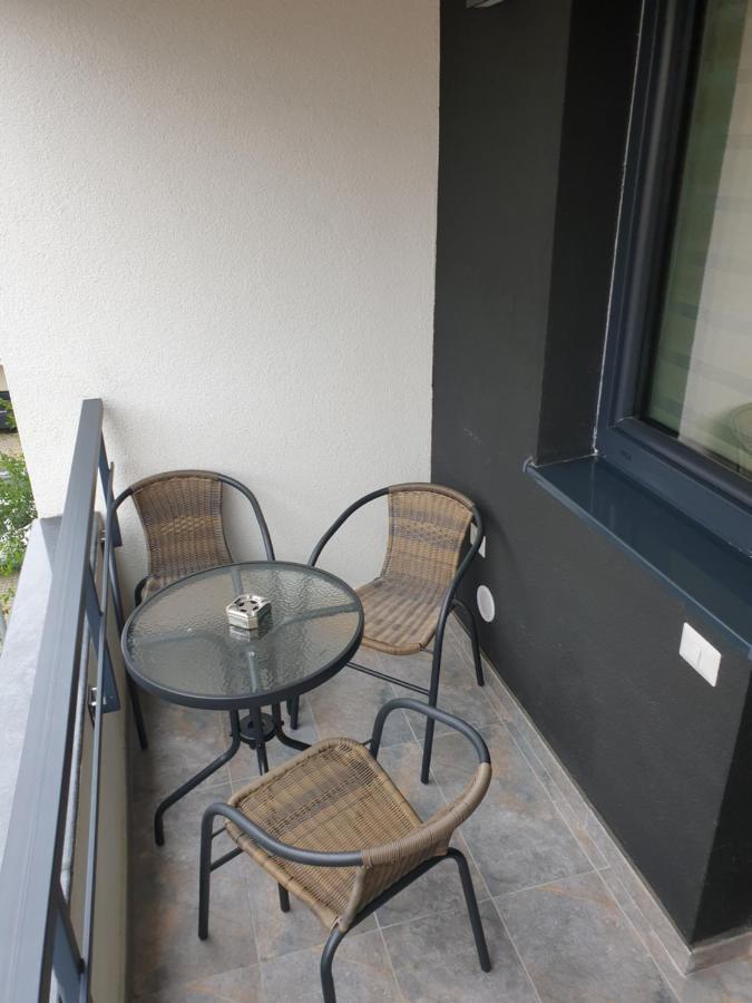 Topaz Central Apartment باكاو المظهر الخارجي الصورة